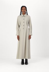 DRYKORN KAMALA - Rochie tip cămașă - brown