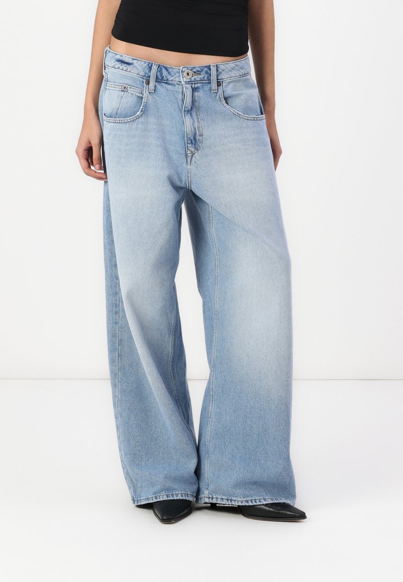 BDG Urban Outfitters JAYA - Laisvo kirpimo džinsai - light vintage
