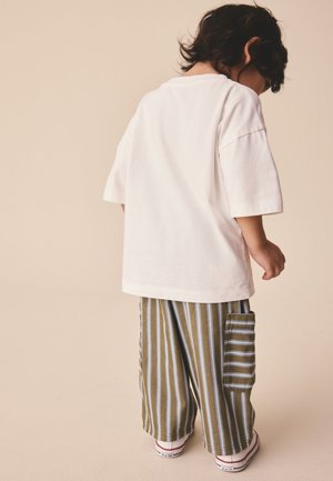 Next, REGULAR FIT - WIDE ON  - Shortsit - khaki blue stripe