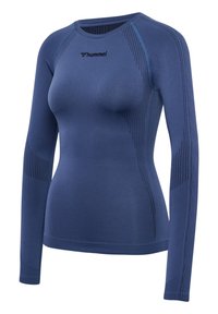 Navyblå langærmet tætsiddende atletisk trøje med ventilationsmønstre på ærmer og sider, med et sort hummel-logo på brystet.
