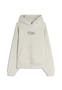 Hoodie grigio chiaro con tasca a kangaroo frontale, polsini a costina e un logo con design di foglie stampato sul petto. Texture morbida.