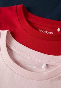 TWO SOON 3 PACK - Základné tričko - parfait pink