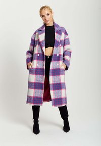 Liquorish Classic coat - pink