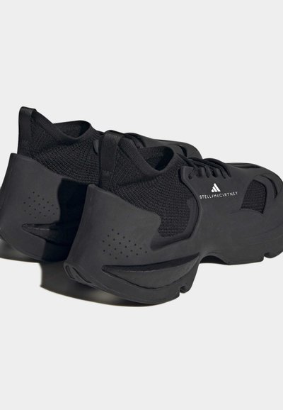 adidas by Stella McCartney ADIDAS BY STELLA MCCARTNEY SPORTSWEAR SHOE - Hardloopschoenen voor op de weg - core black   cloud white   core black