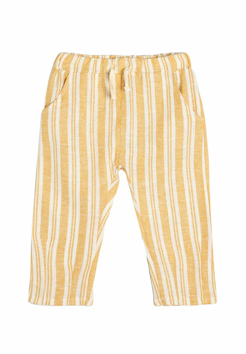 Geel gestreepte broek van lichtgewicht stof. Kenmerkt zich door witte verticale strepen, een elastische tailleband met een trekkoord en zijzakken.