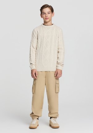 GIROCOLLO CON LAVORAZIONE TRECCE - Maglione - avorio