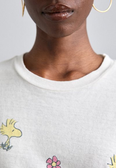 RE/DONE 70S LOOSE TEE WOODSTOCK - Print T-shirt - vintage white