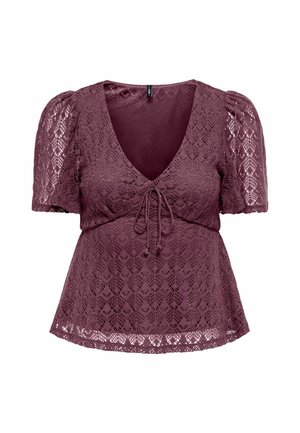 Blouse en dentelle violette avec manches bouffantes, col en V et détail à nouer sur le devant, présentant un motif floral en crochet et un tissu semi-transparent.