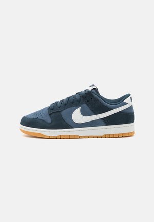 DUNK RETRO - Zapatillas - armory navy/summit white/black/light brown