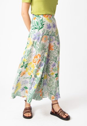 PRINTED FLORAL PATTERN - Trousers - white