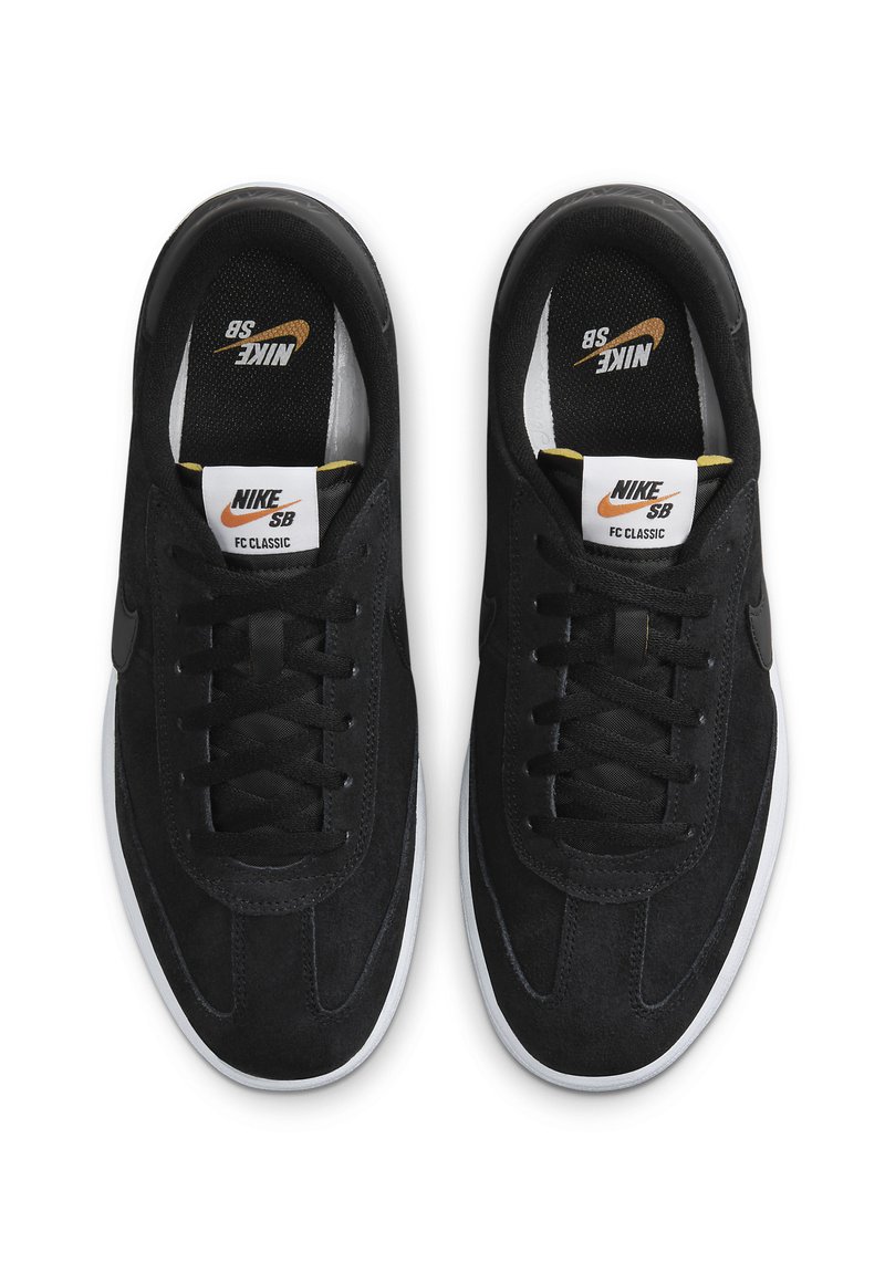 Nike SB SB FC CLASSIC - Tenisky - black black white vivid prange