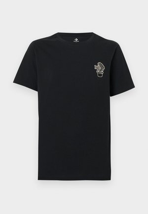Μαύρο βαμβακερό t-shirt με κοντά μανίκια και στρογγυλή λαιμόκοψη, με κεντητό κάκτο σε γλάστρα στο αριστερό στήθος.