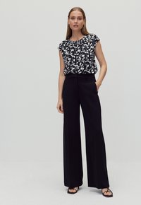 STOCKH LM ANAIS FLOWER PRINTED BLOUSE - Printtipaita - small leaves