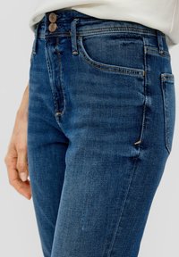 s.Oliver Short en jean - blau