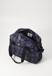 Calvin Klein Jeans DIAPER BAG UNISEX SET - Borsa fasciatoio - grisaille logo