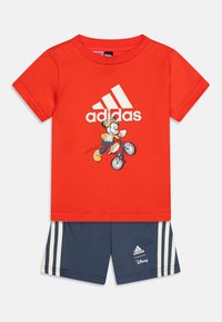 adidas Performance DISNEY MICKEY MOUSE - T-shirts med print - bright red/off-white/semi spark