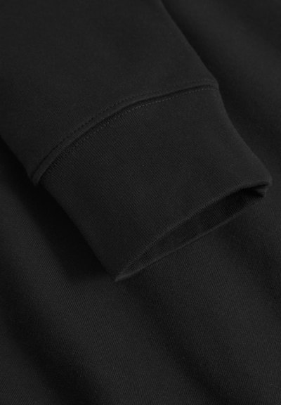 Schwarzer Langarm-Sweatshirt mit runden Bündchen, weichem Stoff und glatter Textur. Minimalistisches Design ohne sichtbare Logos oder Muster.