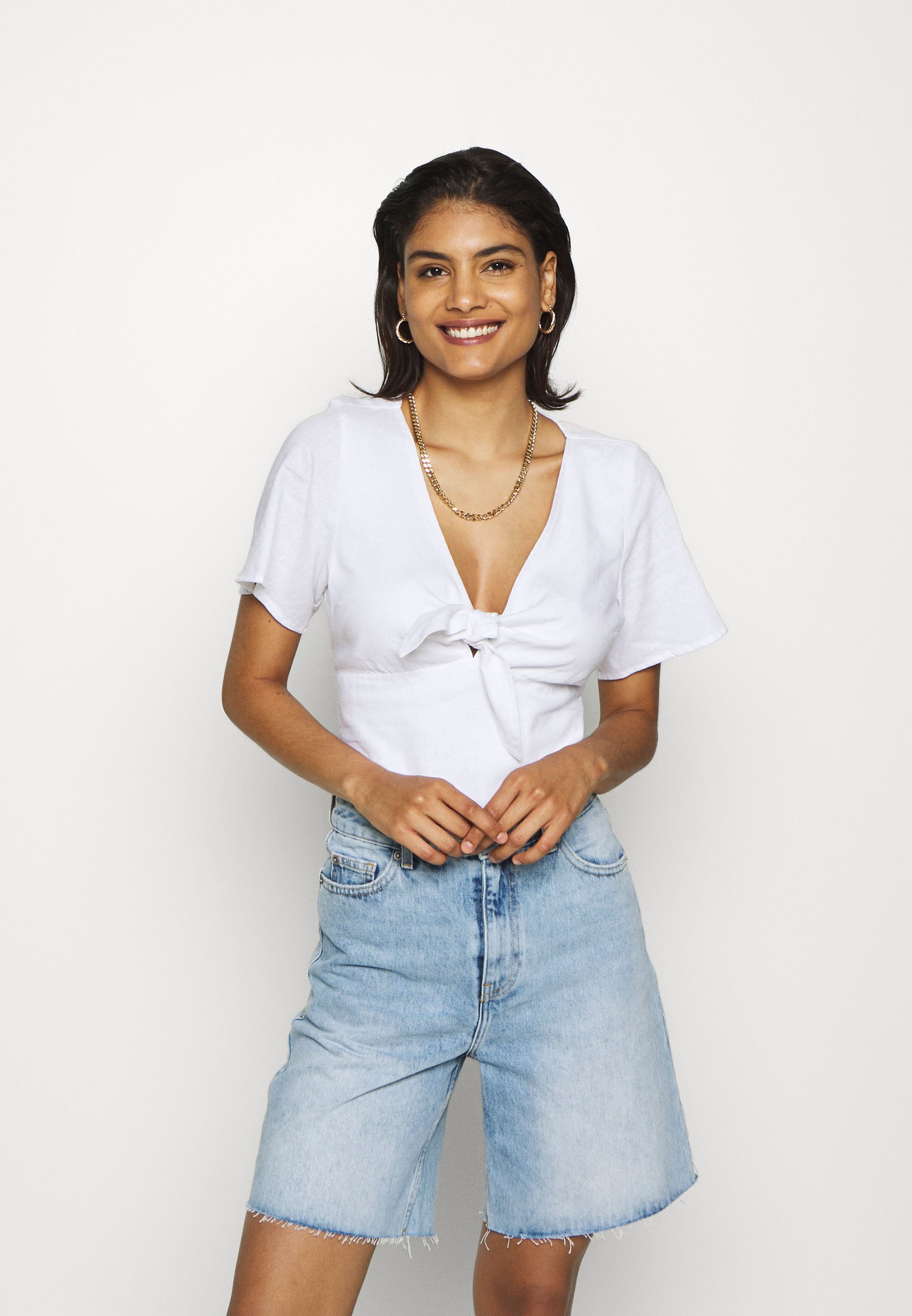 american apparel basic tee
