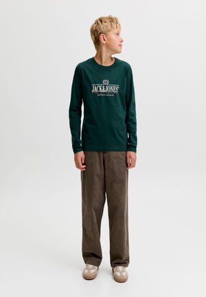 Jack & Jones Junior, JORFREDERIKSBERG GRAPHIC BOX TEE LS JNR - Camiseta de manga larga - pine grove