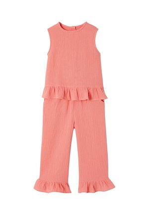 Ärmelloses korallenrotes Mädchen-Outfit mit Rüschensaum am Oberteil und Hose, strukturierter Stoff, rundem Ausschnitt und Rückenverschluss.