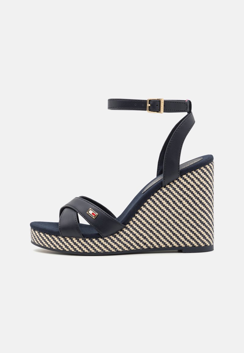 Tommy Hilfiger Kõrge kontsaga sandaalid - space blue