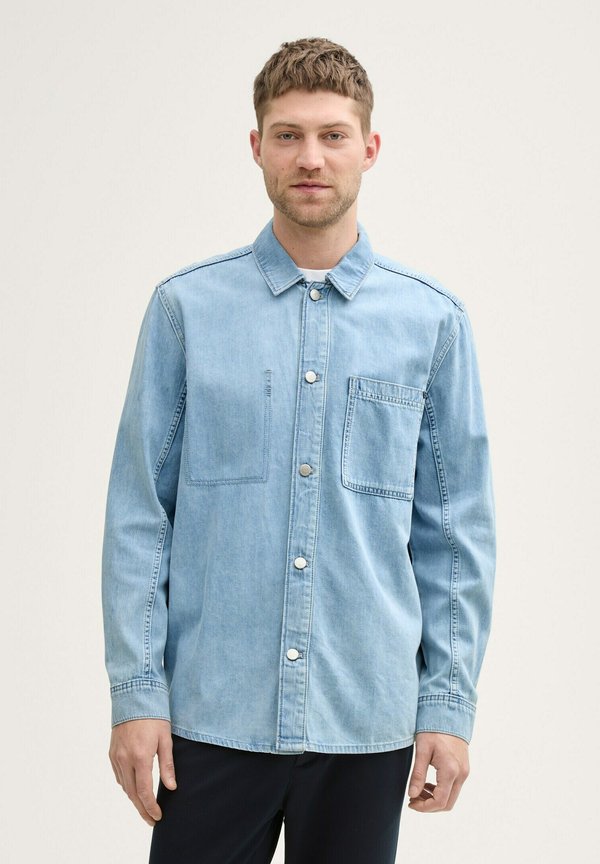 COMFORT FIT MIT BRUSTTASCHE - Hemd