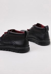 Cossimo Botines con cordones - black