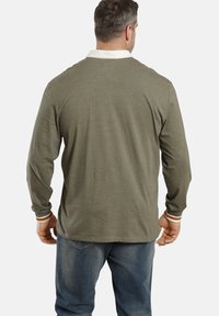 Charles Colby EARL GARWY - Poloshirt - oliv melange