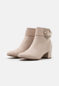 Tamaris Botines - off-white