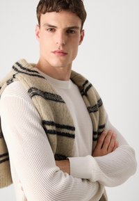 Calvin Klein Jeans CREW - Jersey de punto - tofu