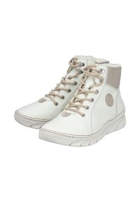 Witte enkelboots van leer met een textuurafwerking, beige accenten en ronde veters. Voorzien van een zachte voering en een flexibele zool.
