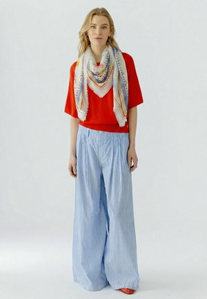 Oui, TUCH - Sjaal - white red