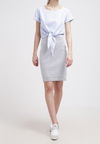 KIOMI Pennkjol - white