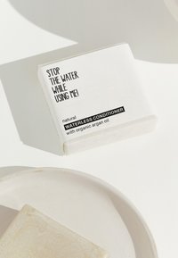 STOP THE WATER WHILE USING ME! WATERLESS CONDITIONER 45G - Balsamo