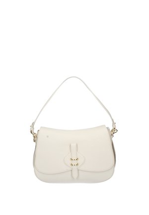 Borsa a mano in pelle color crema con patta curva, dettaglio fibbia color oro e tracolla singola regolabile.