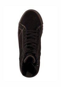 Czarne zamszowe sneakersy wysokie z okrągłym noskiem, sznurówkami, bocznym zamkiem, kontrastowym przeszyciem i teksturowaną gumową podeszwą.