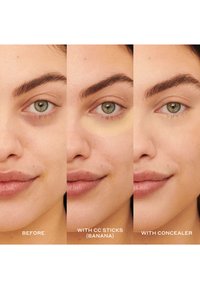 Tres imágenes que muestran un rostro antes del maquillaje, con correctores amarillos y con corrector. Se pueden ver variaciones en el tono de piel y la aplicación del maquillaje.