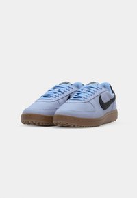 Nike Sportswear FIELD GENERAL - Tenisky - aluminum/black/dark brown/sail