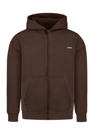 Hoodie zippé intégral marron foncé avec poches kangourou à l'avant, poignets et ourlet côtelés, et une petite étiquette de marque rectangulaire sur la poitrine.