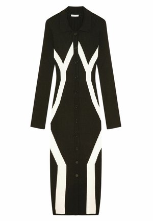 Abito lavorato a maglia caratterizzato da un collo a camicia, maniche lunghe, texture a coste, colore nero con motivo geometrico bianco e chiusura con bottoni frontali.