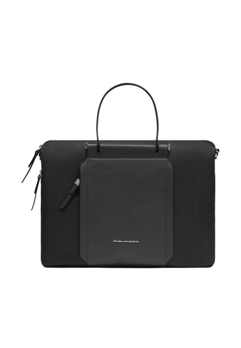 Bolsa para laptop de cuero negro con una forma rectangular elegante, que cuenta con un bolsillo frontal, cierres de cremallera y un asa superior para facilitar el transporte.