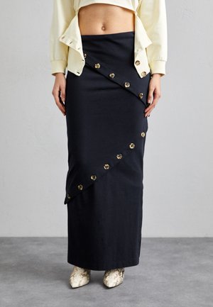 SKIRT WITH MULTI BUTTON CLOSURE - Maxinederdele - black