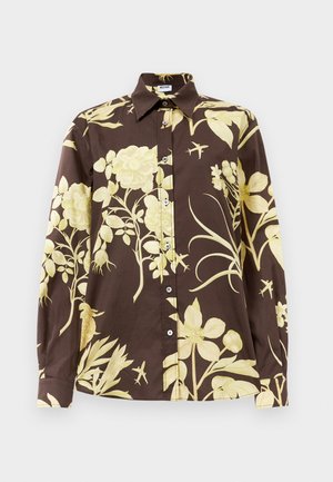 Camicia a maniche lunghe marrone con grandi motivi floreali gialli, colletto a punta e chiusura con bottoni. Realizzata in tessuto leggero.