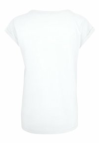 Balta medvilnė t-shirt su trumpomis suktais rankovėmis, apvaliu iškirpimu ir laisvu pritaikymu. Lygus audinys, be raštų ar dekoracijų.