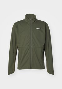 Unselected, pine needle green