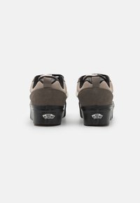 Vans KNU STACK - Skate shoes - skater gray