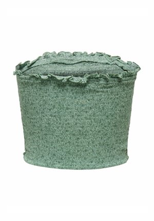 Panier de rangement en tissu texturé vert avec un bord supérieur froncé, de forme cylindrique, texture douce et construction sans couture.