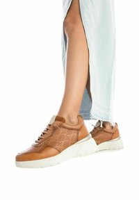 Carmela Sneakers basse - camel