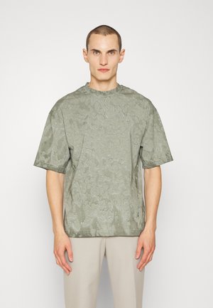 HUNT - Triko s potiskem - green