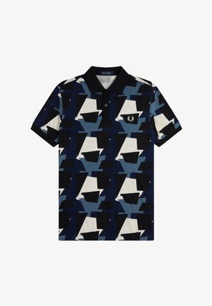 Polo da uomo a maniche corte con colletto nero e motivo geometrico astratto nei colori nero, blu navy, grigio e bianco, con logo sul petto.